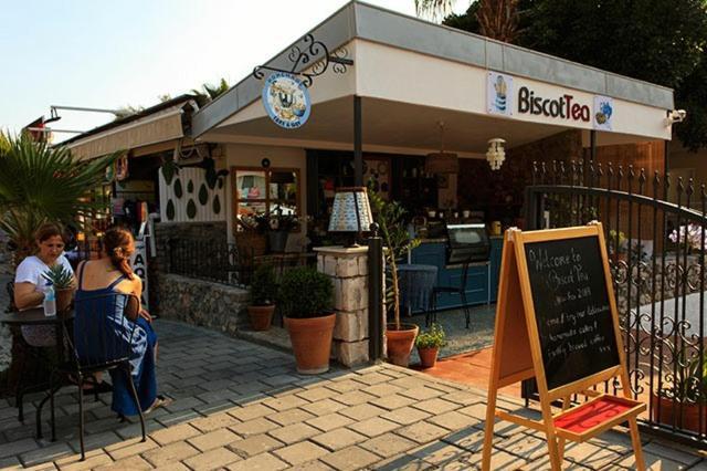 Oludeniz Beach Random Rooms By Lookbookholiday Buitenkant foto