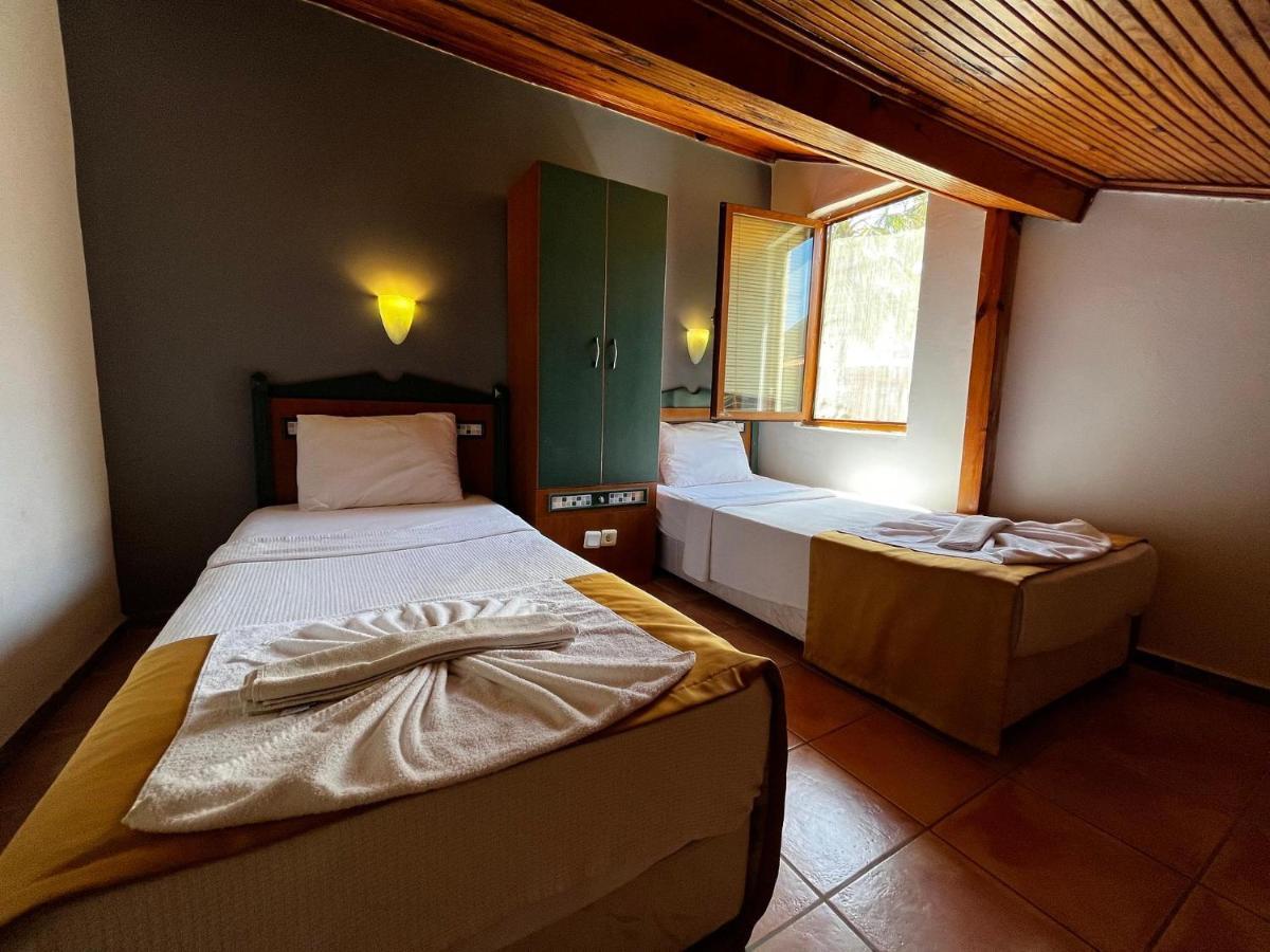 Oludeniz Beach Random Rooms By Lookbookholiday Buitenkant foto
