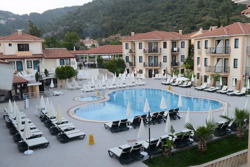 Oludeniz Beach Random Rooms By Lookbookholiday Buitenkant foto